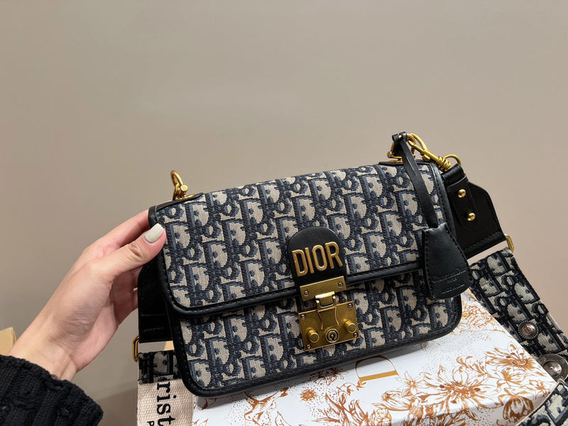 VL - New Luxury Bags DIR 364
