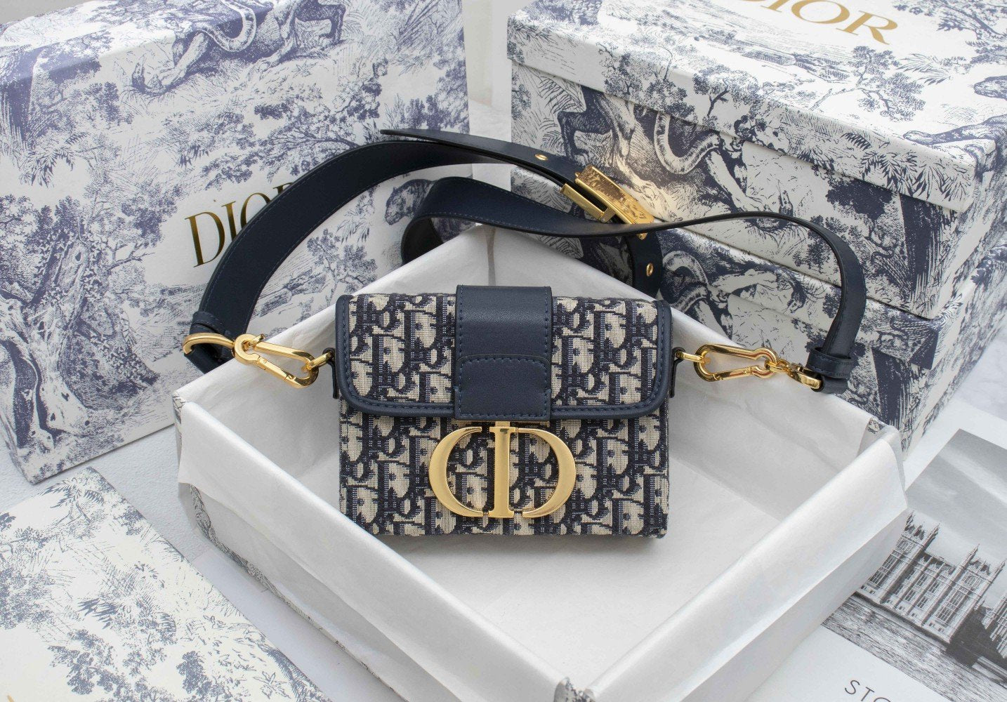 VL - Luxury Edition Bags DIR 242