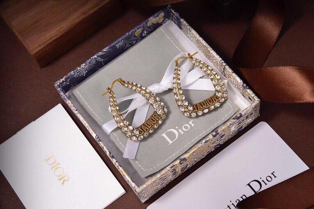 VL - Luxury Edition Earring Dir 044