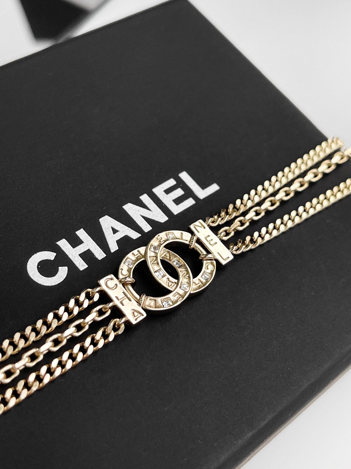 VL - Luxury Edition Necklace CH-L010