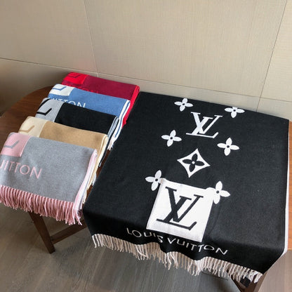 VL - Luxury Edition LUV  Scarf 014